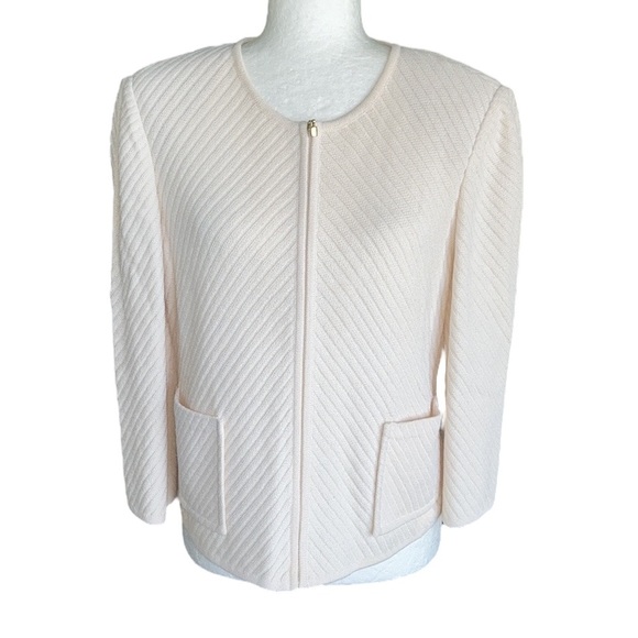 St. John Ecru Cream Zip Front 3/4 Sleeve Cropped Knit...